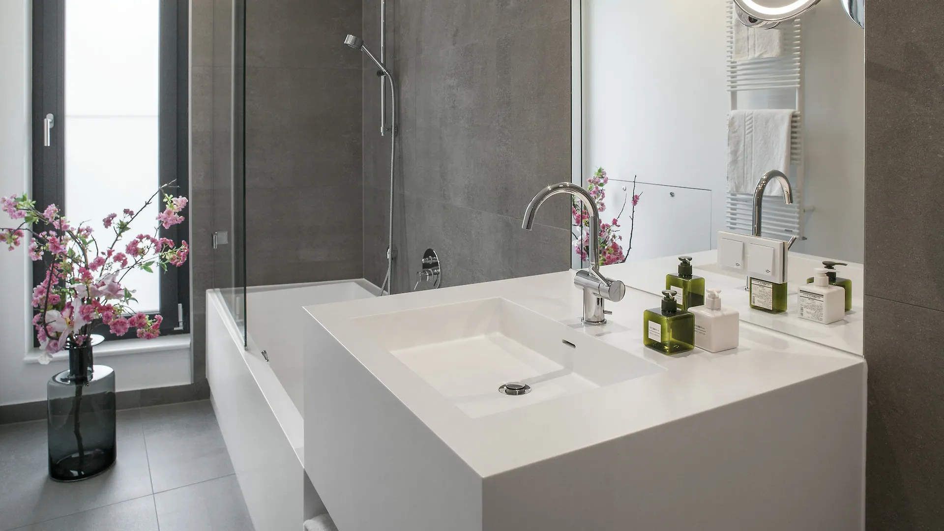 ברלין Amano Home Apartments