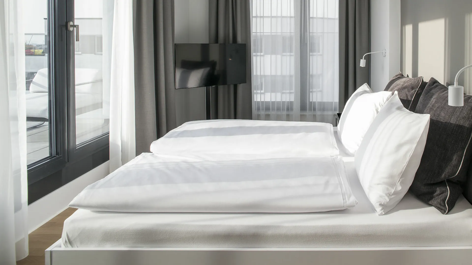 Amano Home Berlin Aparthotel